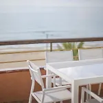 R143 Beachfront Dorianne *