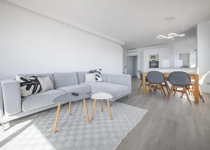 R143 Beachfront Dorianne Apartament Calafell